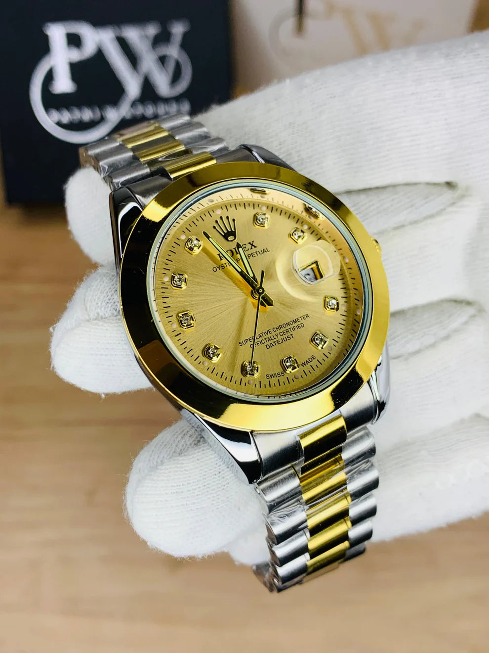 Roolex Wrist Watch Two Tone Silver & Gold With White Dial (Generic Quality)